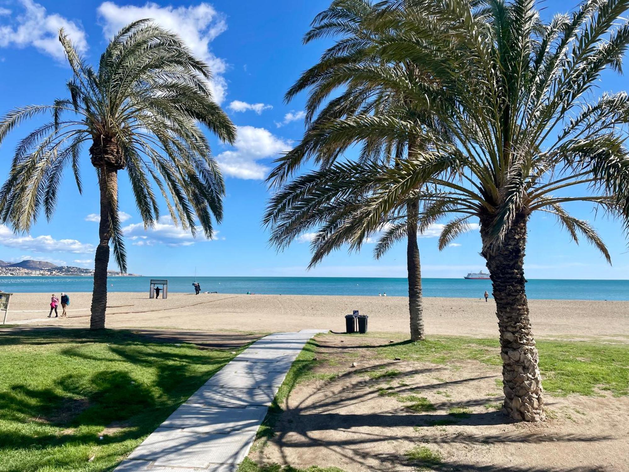 Estudio En El Centro De Málaga Esterno foto